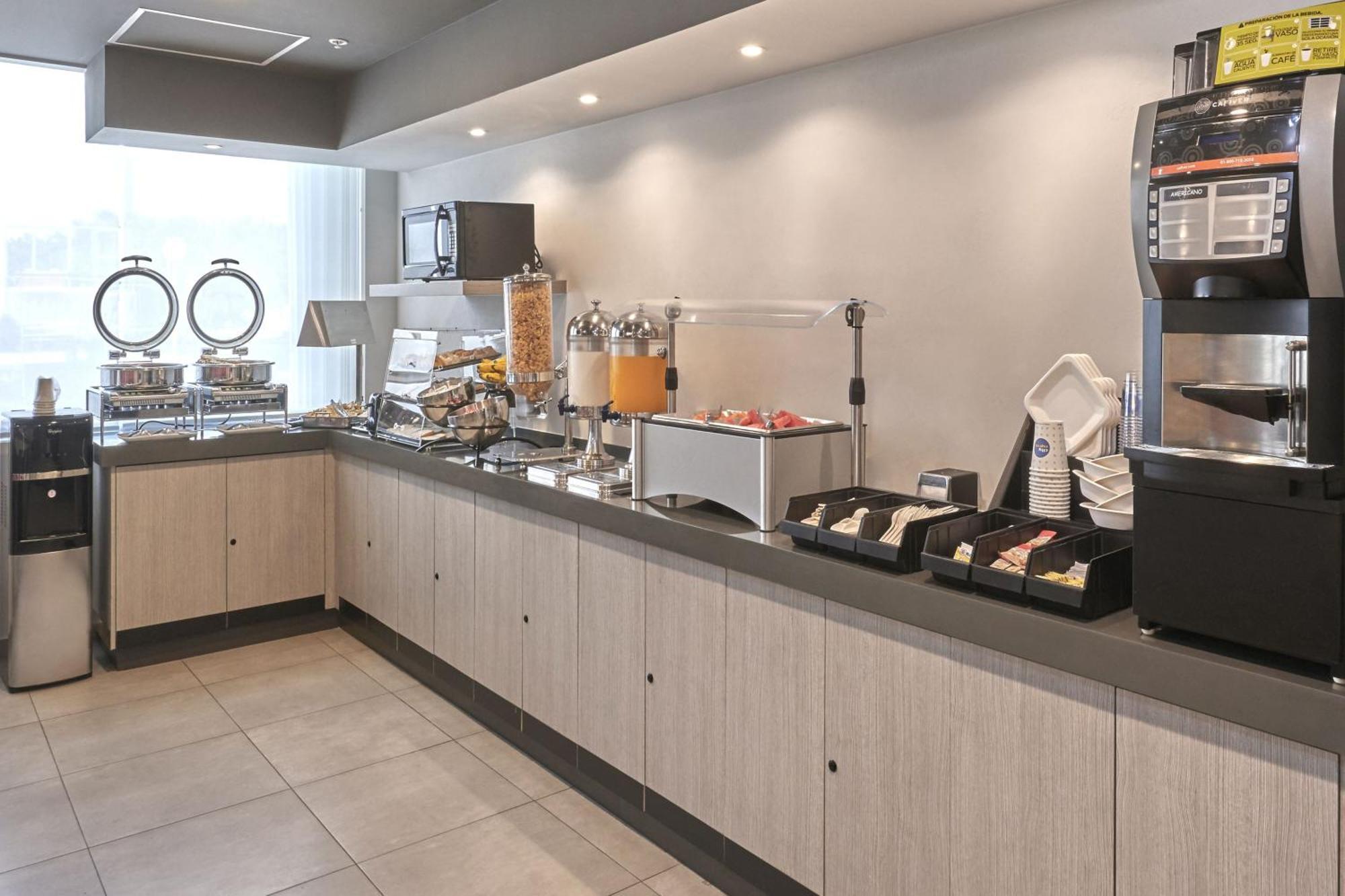 City Express Junior By Marriott Puebla Angelopolis Exterior photo